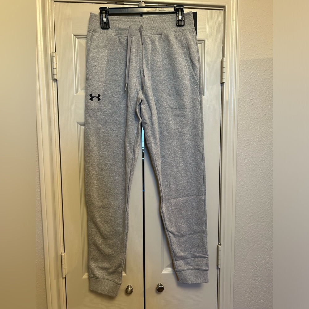 NIP - Official Under Armour - Fleece Sweatpants Joggers - Heather Gray MSRP $100